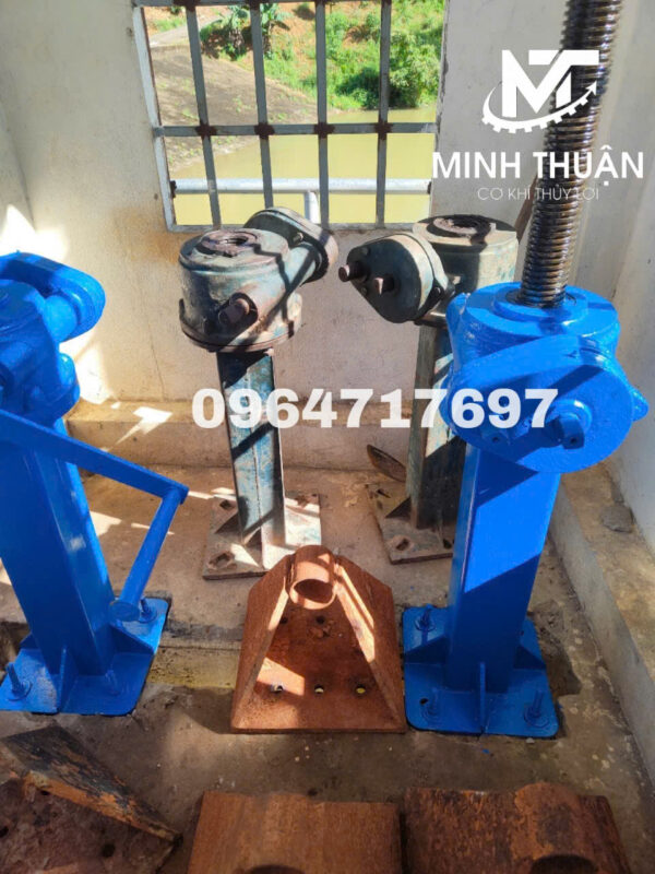 Máy đóng mở V10 - Hình ảnh 3